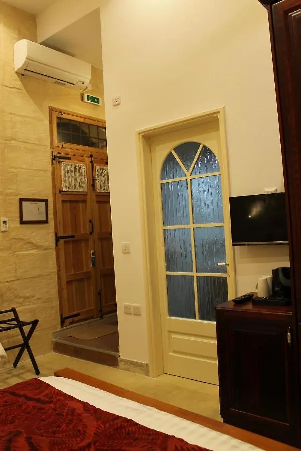 Palazzino Nina Boutique Hotel Qormi 4*,